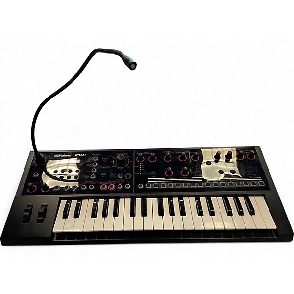 Used Roland JDXi Synthesizer