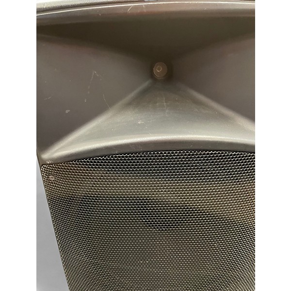 Used Harbinger VARI V2115 Powered Speaker