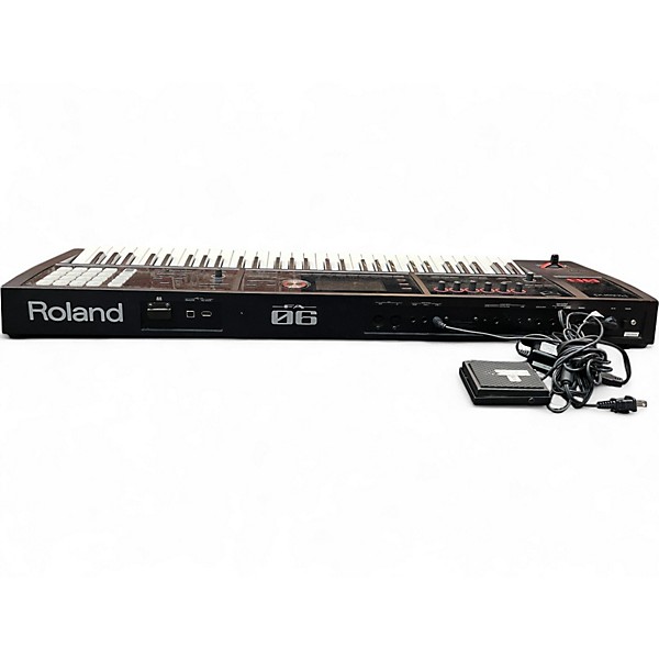 Used Roland Fantom 06 Keyboard Workstation