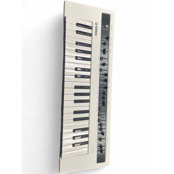 Used Yamaha REFACE CS Synthesizer