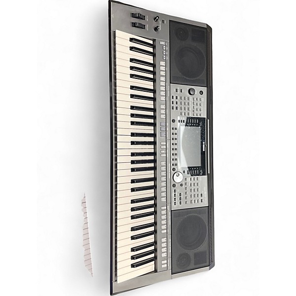 Used Yamaha PSRS970 61 Key Keyboard Workstation