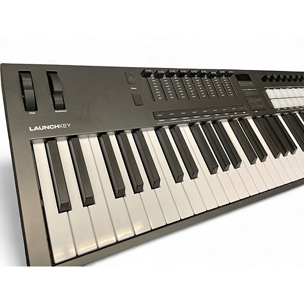 Used Novation LAUNCHKEY 61 MK4 MIDI Controller