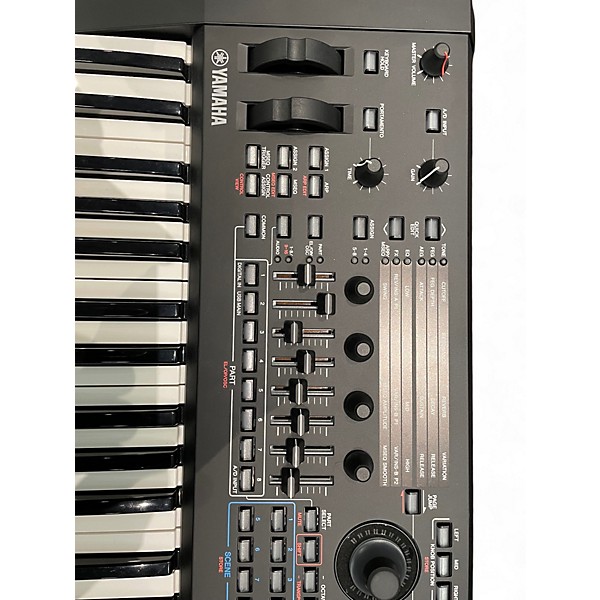 Used Yamaha MODX M6 Keyboard Workstation