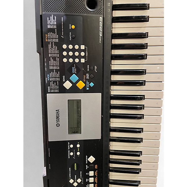 Used Yamaha PSRE223 61 Key Portable Keyboard