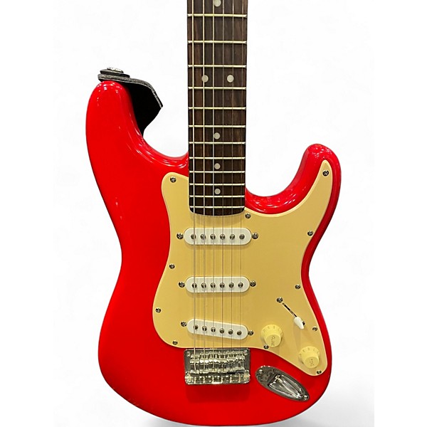 Used Squier Mini Affinity Stratocaster Red Electric Guitar