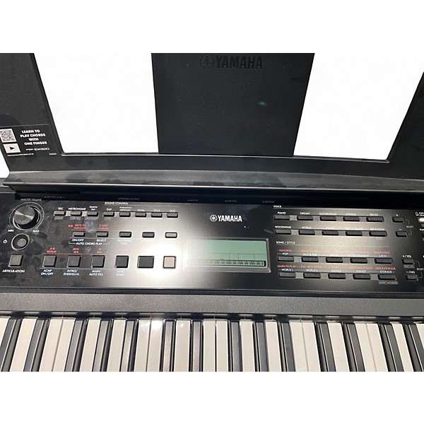 Used Yamaha PSR EW320 Digital Piano