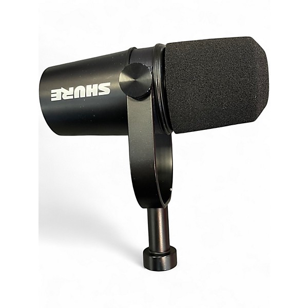 Used Shure mv7x Dynamic Microphone