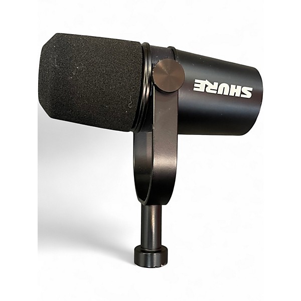 Used Shure mv7x Dynamic Microphone