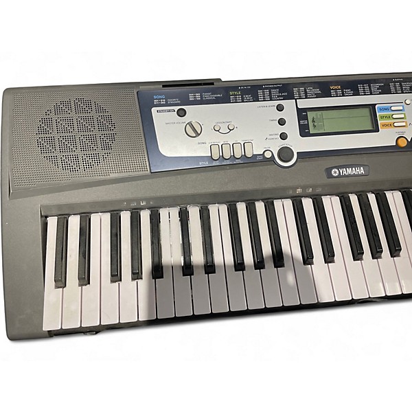 Used Yamaha EZ-200 Keyboard Workstation