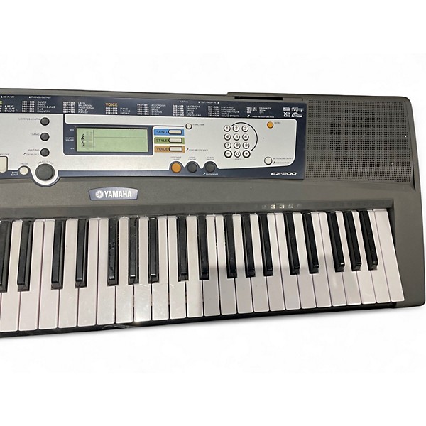 Used Yamaha EZ-200 Keyboard Workstation