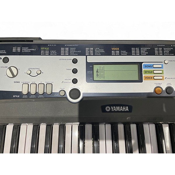 Used Yamaha EZ-200 Keyboard Workstation