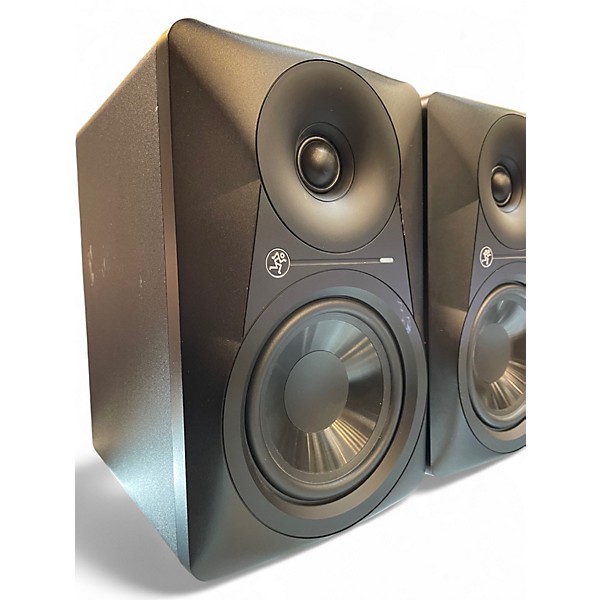 Used Mackie MR524 Pair Powered Monitor
