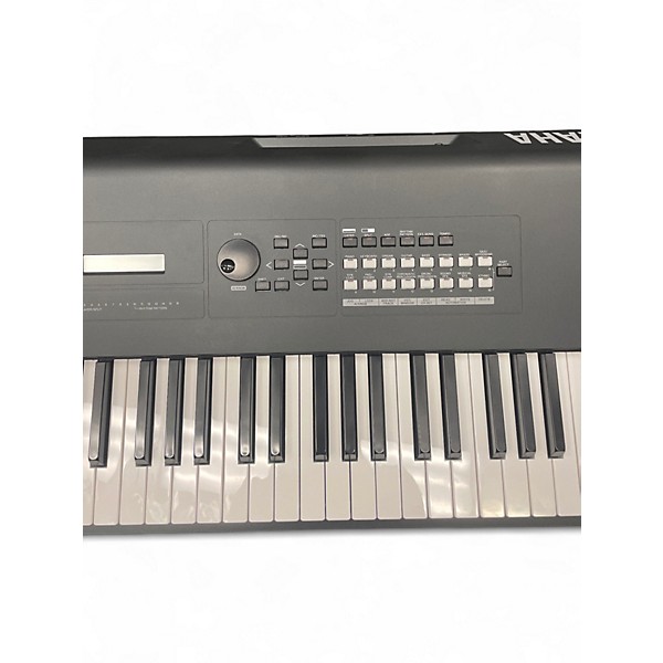 Used Yamaha MX88 Synthesizer