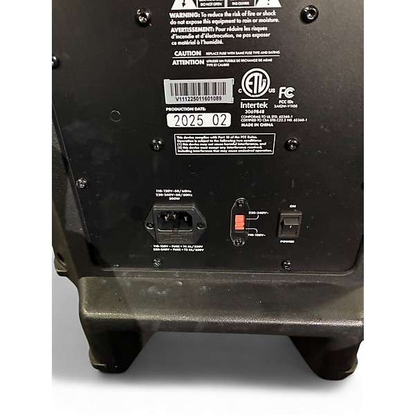 Used Harbinger VARI 1112 Powered Speaker