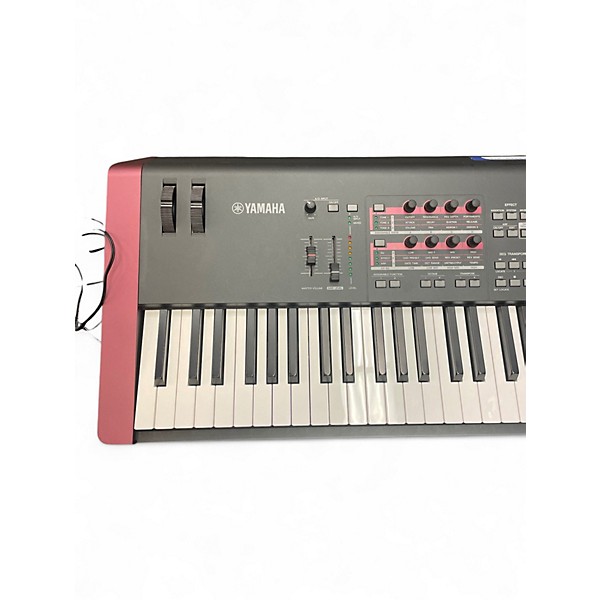 Used Yamaha MOXF8 88 Key Keyboard Workstation