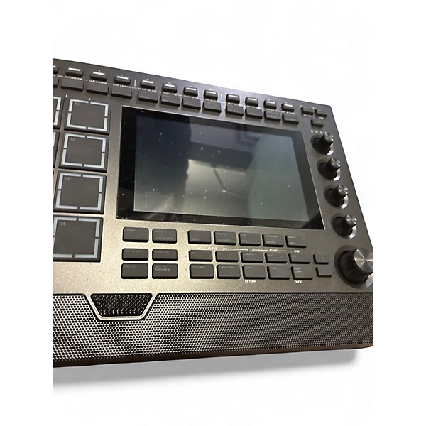 Used Akai Professional MPC LIVE 3 Production Controller