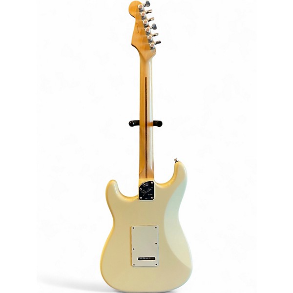 Used 2018 Fender Artist Series Jeff Beck Stratocaster Olympic White Solid Body Electric Guitar
