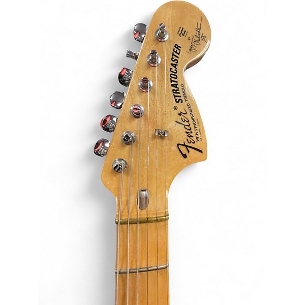 Used 2017 Fender Artist Series Yngwie Malmsteen Stratocaster Vintage White Solid Body Electric Guitar