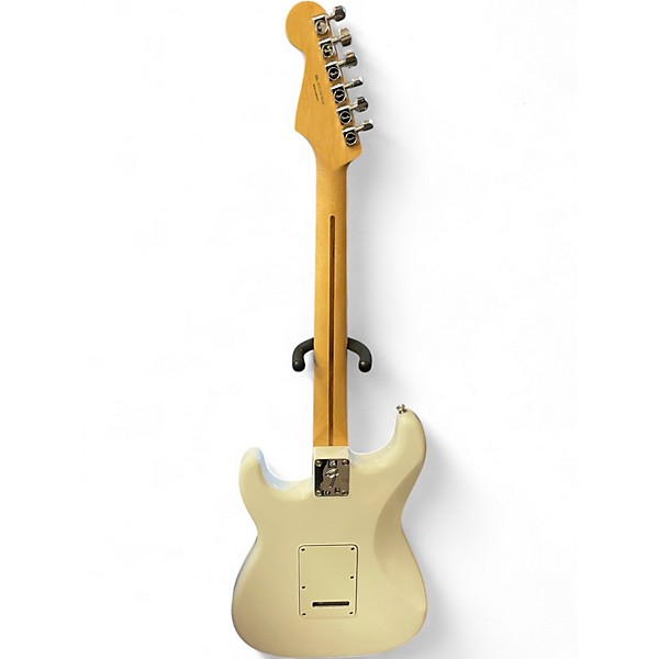 Used 2023 Fender Player Stratocaster WHITE Solid Body Electric Guitar
