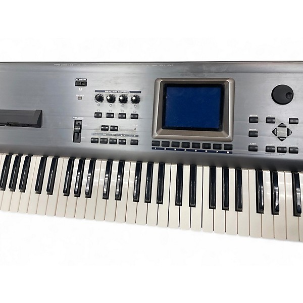 Used Roland Fantom FA-76 Keyboard Workstation