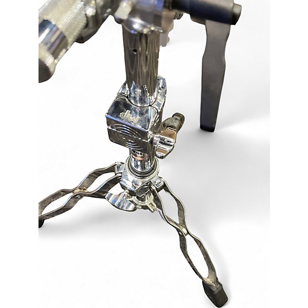 Used DW 9000 Snare Stand