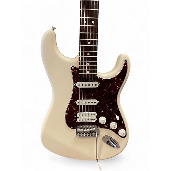 Used Fender Deluxe Lone Star Stratocaster Alpine White Solid Body Electric Guitar