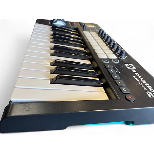 Used Novation Launchkey 25 Key MIDI Controller
