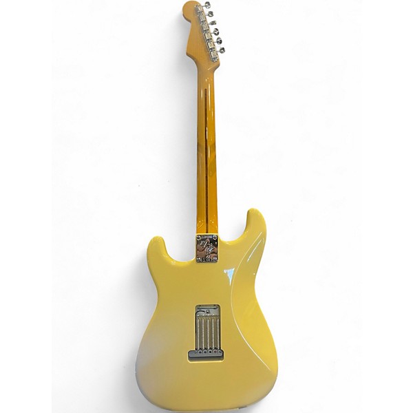 Used Fender Eric Johnson Thinline Stratocaster Vintage White Hollow Body Electric Guitar