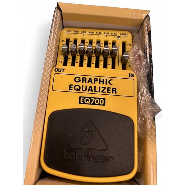 Used Behringer eq 700 Pedal
