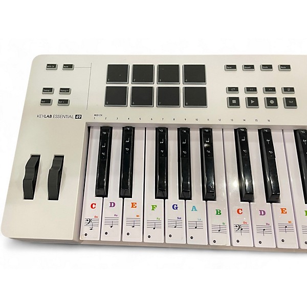 Used Komplete KONTROL S49 MIDI Controller
