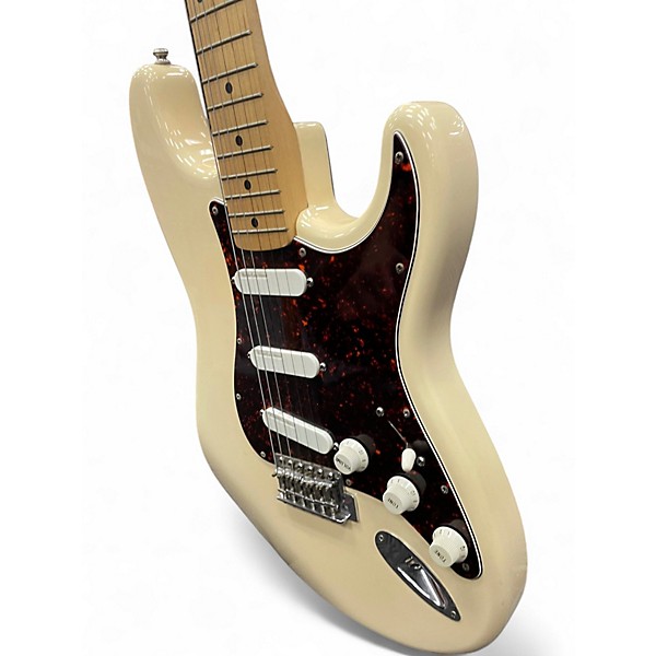Used Fender Player Stratocaster Olympic White Solid Body Electric Guitar