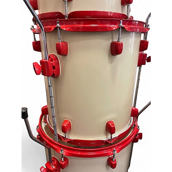 Used ddrum 4 Piece DIABLO WHITE Drum Kit