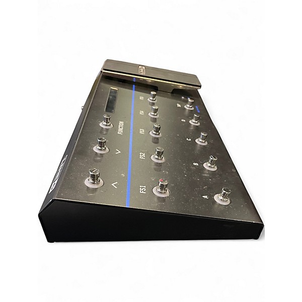 Used Line 6 FBV3 Pedal Board