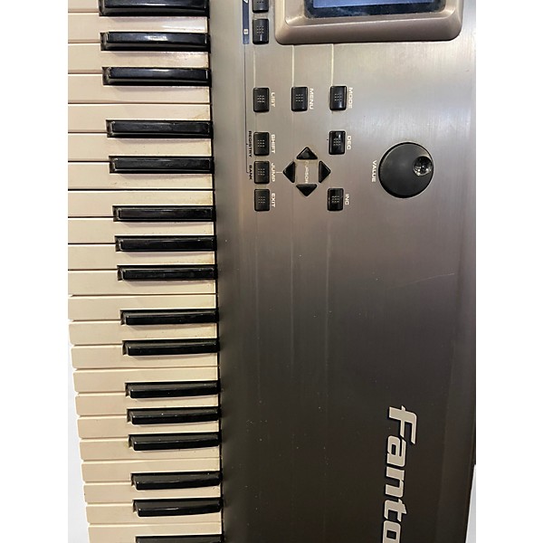 Used Roland FA76 Keyboard Workstation