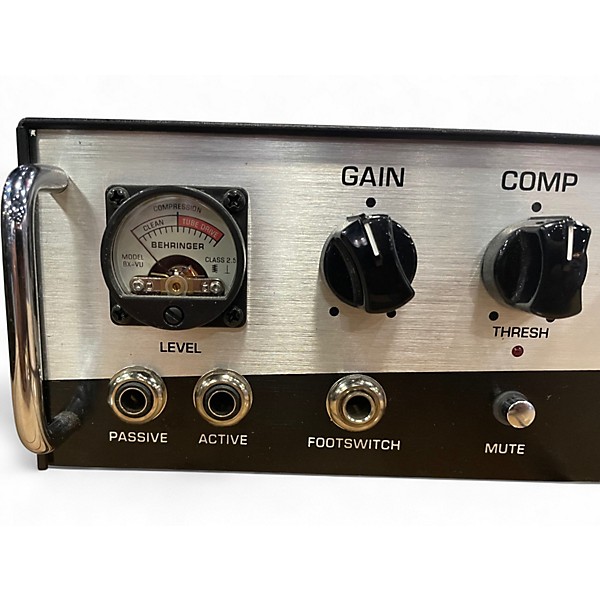 Used Behringer Ultrabass BX2000H Bass Amp Head