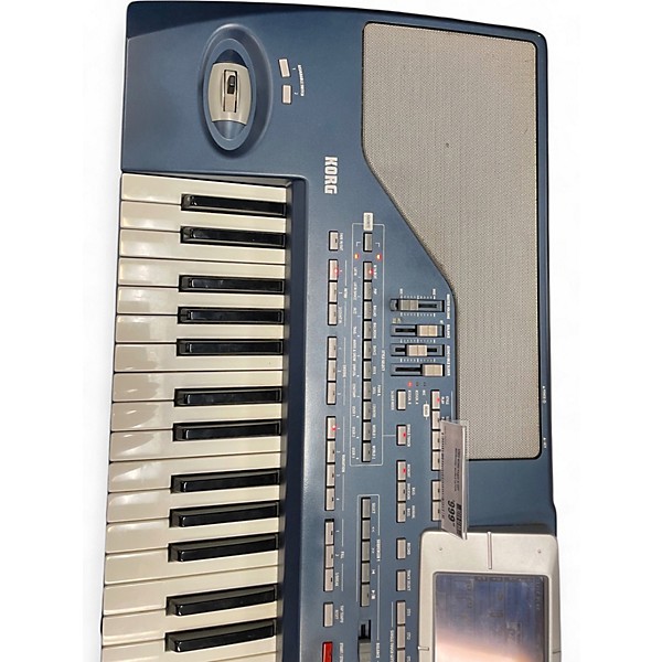 Used KORG PA800 61 Key Keyboard Workstation