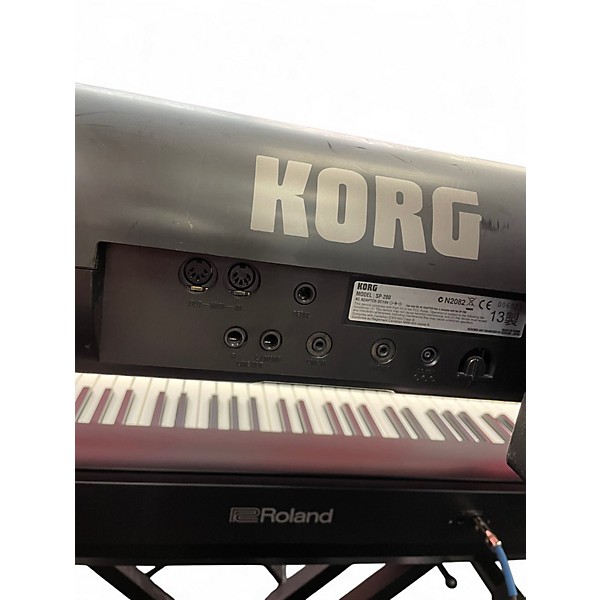 Used KORG SP-280 Digital Piano