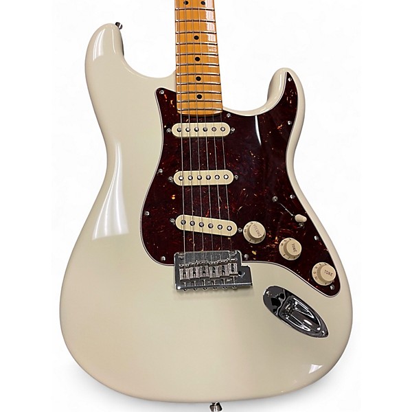 Used Fender American Professional II Stratocaster Olympic White Solid Body Electric Guitar