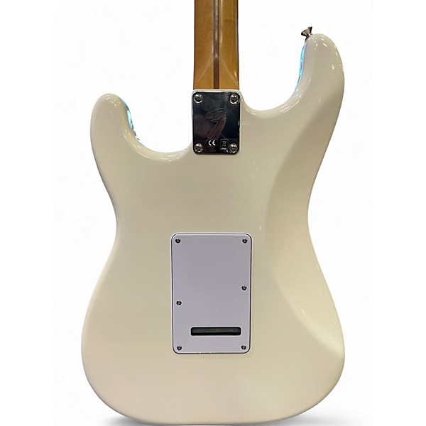 Used Fender Player Stratocaster Polar White Solid Body Electric Guitar