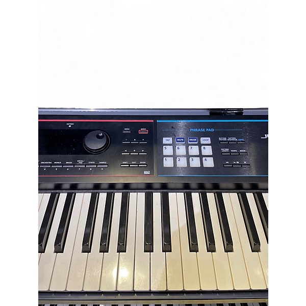 Used Roland JUNO DS88 Synthesizer