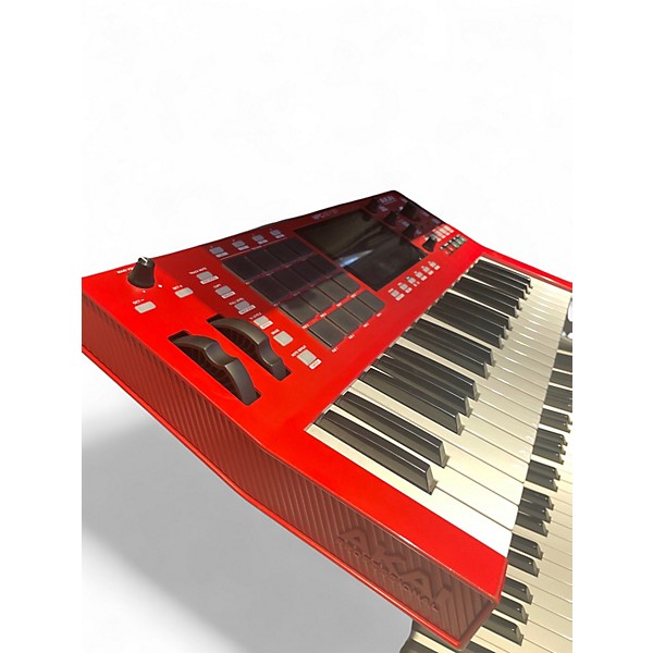 Used Akai Professional MPC KEY 37 Arranger Keyboard