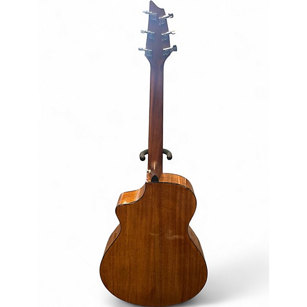 Used Breedlove Discovery Concert Cutaway Natural Acoustic Electric Guitar