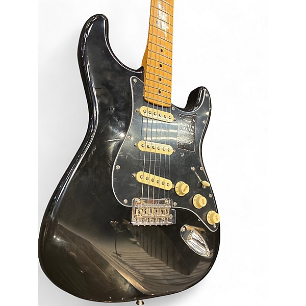 Used 2020s Fender Stratocaster Player II Black Solid Body Electric Guitar