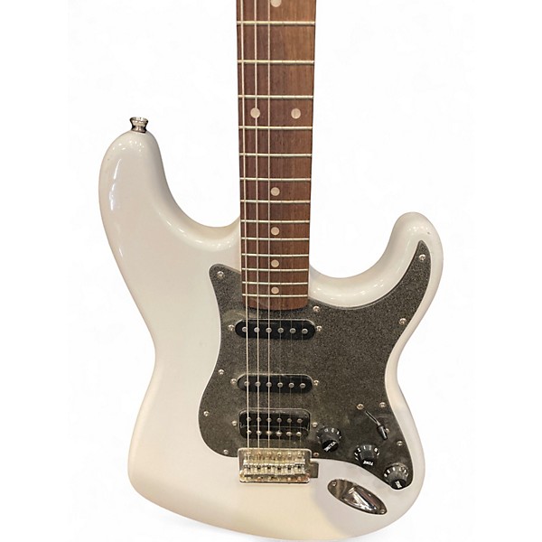Used Squier Affinity Stratocaster White Solid Body Electric Guitar