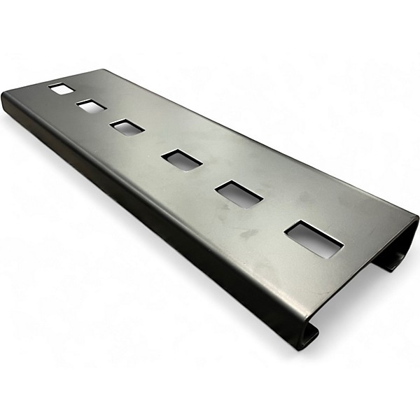 Used On-Stage gpb2000 Pedal Board
