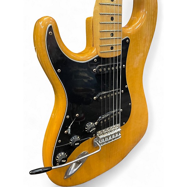 Vintage 1977 Fender Stratocaster Left Handed Natural Solid Body Electric Guitar