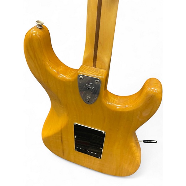 Vintage 1977 Fender Stratocaster Left Handed Natural Solid Body Electric Guitar