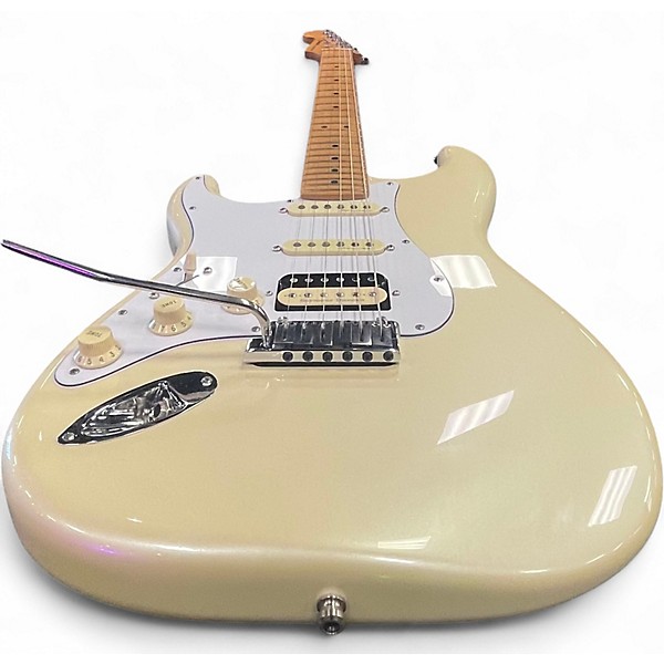 Used Fender Player Plus Stratocaster Pearl White Solid Body Electric Guitar