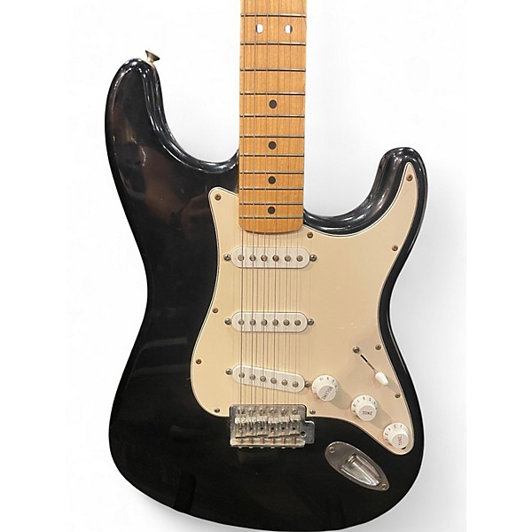 Used Fender STRATOCASTER Black Solid Body Electric Guitar