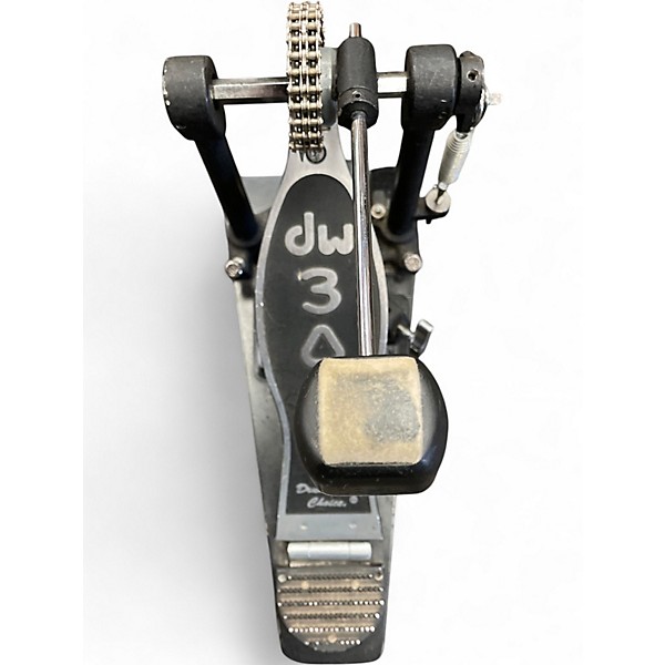 Used DW 3000 Series Single Single Bass Drum Pedal